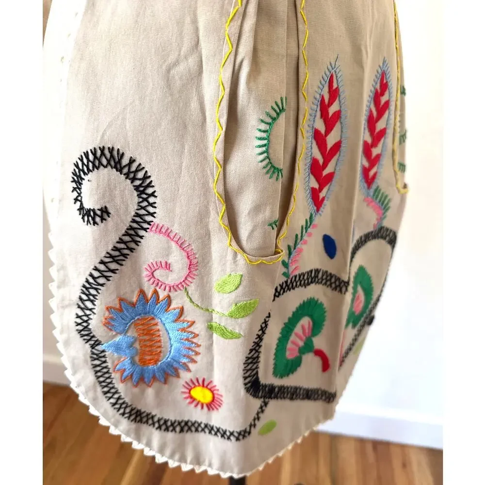 Vintage Embroidered Hostess Apron in Tan Western Fun Boho